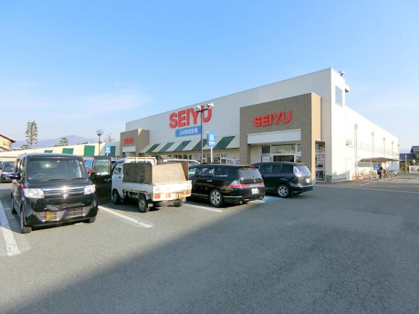 スーパー　西友高田店（スーパー）まで550m