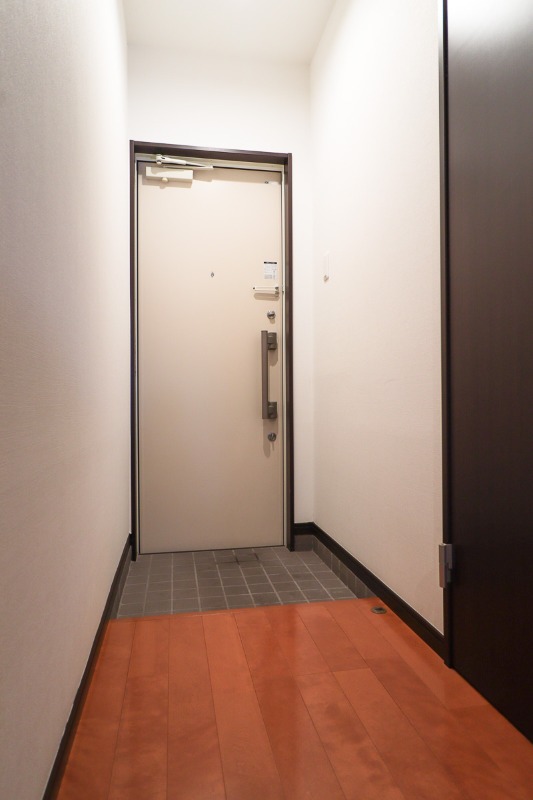 玄関　図面と現状に相違がある場合には現状を優先