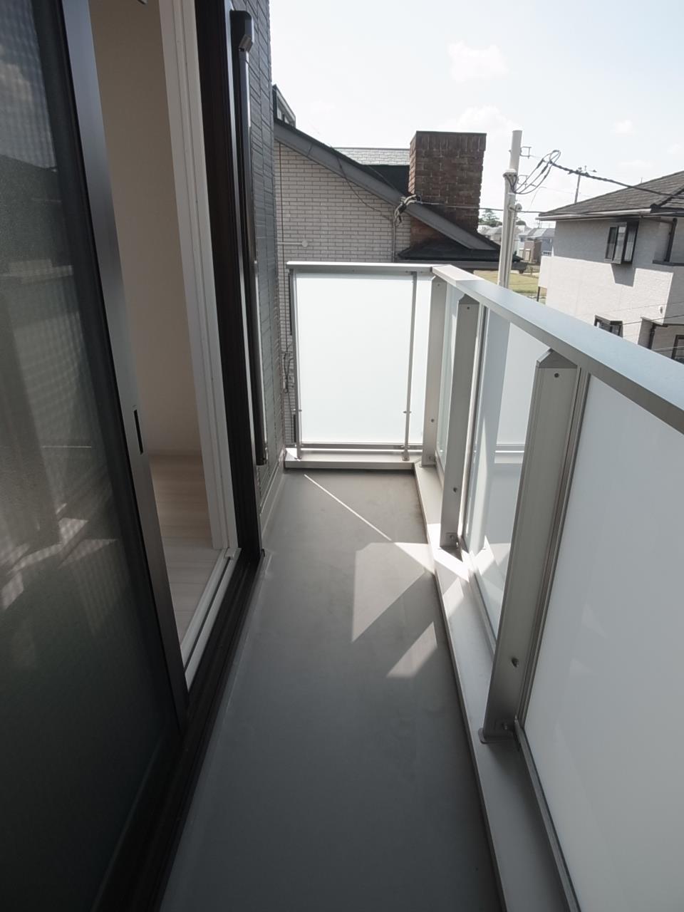 バルコニー　南向きのバルコニーです。