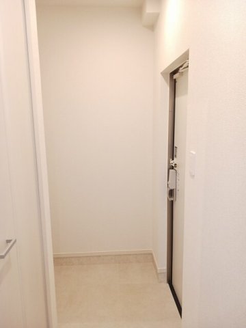 玄関　収納もある玄関です
