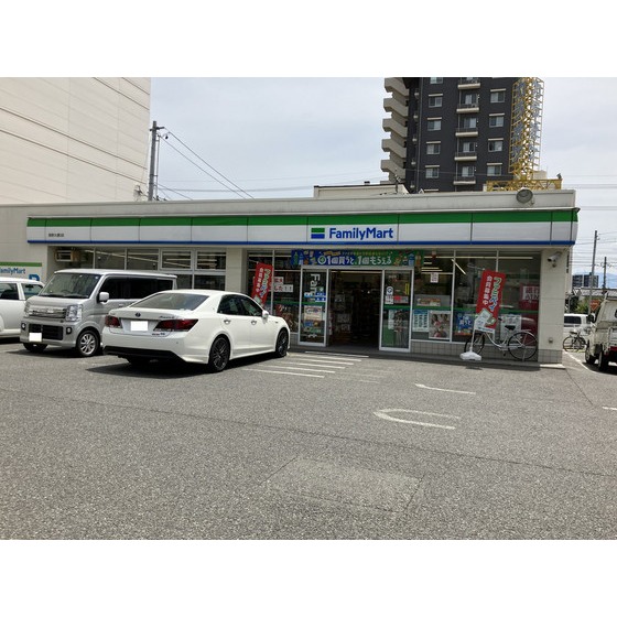 コンビニ　ファミリーマート長野大通り店（コンビニ）まで476m