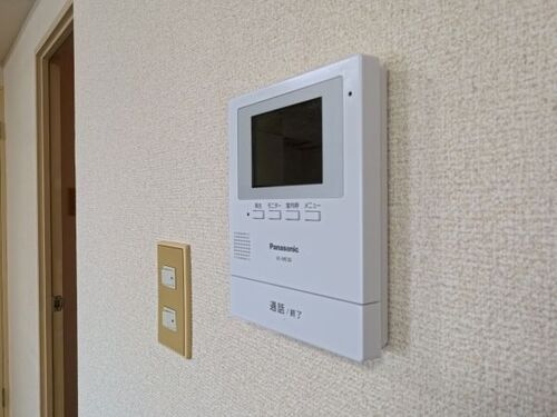 セキュリティ　モニター付きインターホン