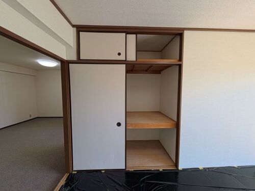 収納　和室　約７．０畳　押入れ