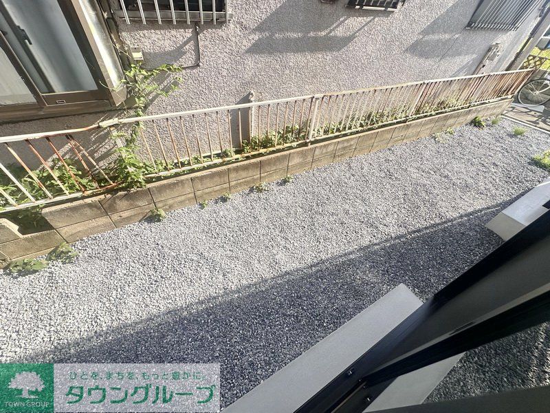 バルコニー　庭