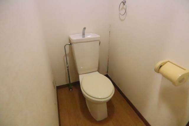 トイレ　別室の参考写真です。※現況優先