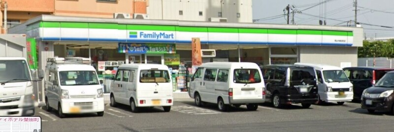 コンビニ　ファミリーマート　岡山中島田町店（コンビニ）まで113m