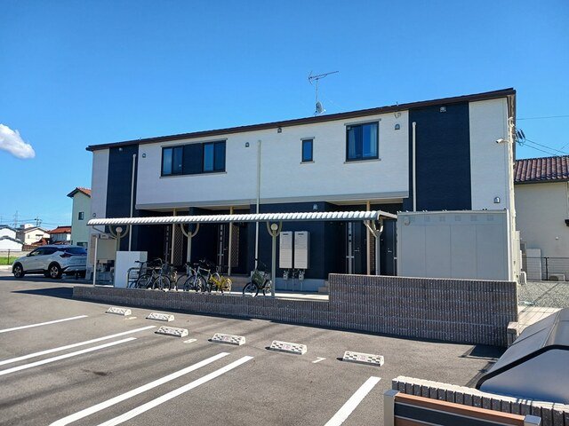 建物外観　外観は落ち着いています
