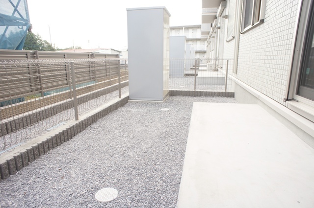 庭　図面と現状に相違がある場合には現状を優先
