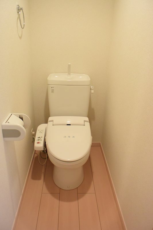 トイレ　ウォシュレット付