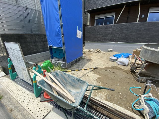 エントランス　建物の内部です