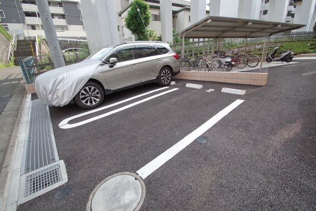 駐車場　★お問い合わせはタウンハウジング新百合ヶ丘店まで★