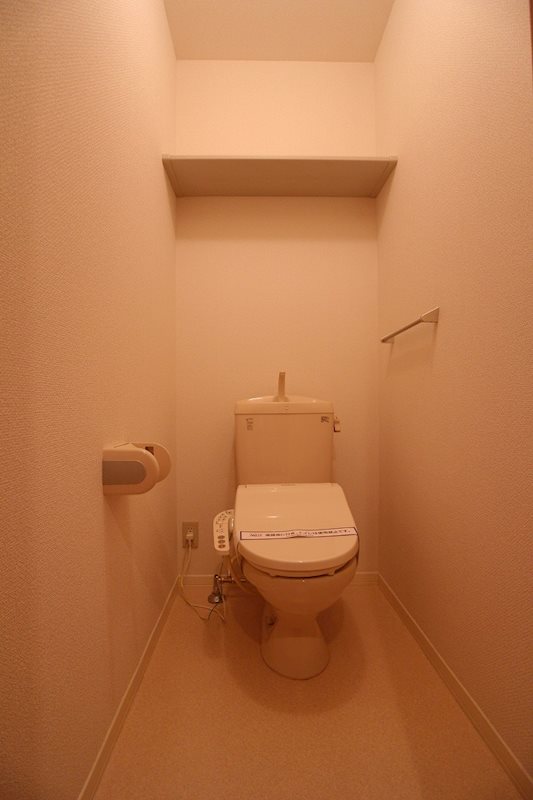 トイレ　トイレ　※別号室参考写真