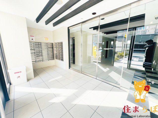 エントランス　共用部の印象も大切に