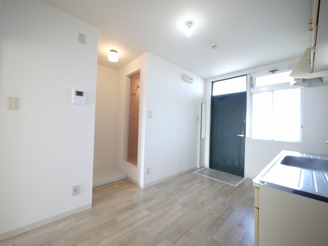 居室・リビング　※写真は別の部屋のものです。