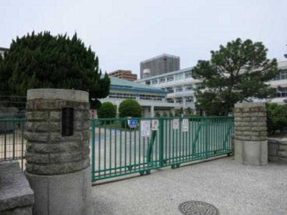 小学校　広島市立宇品小学校（小学校）まで601m