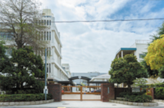 中学校　広島市立宇品中学校（中学校）まで1343m