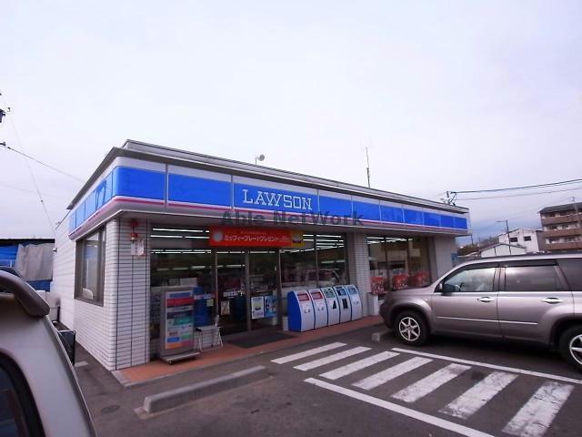 コンビニ　ローソン川島町松原店（コンビニ）まで949m