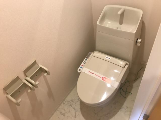 トイレ　シャワー付トイレ