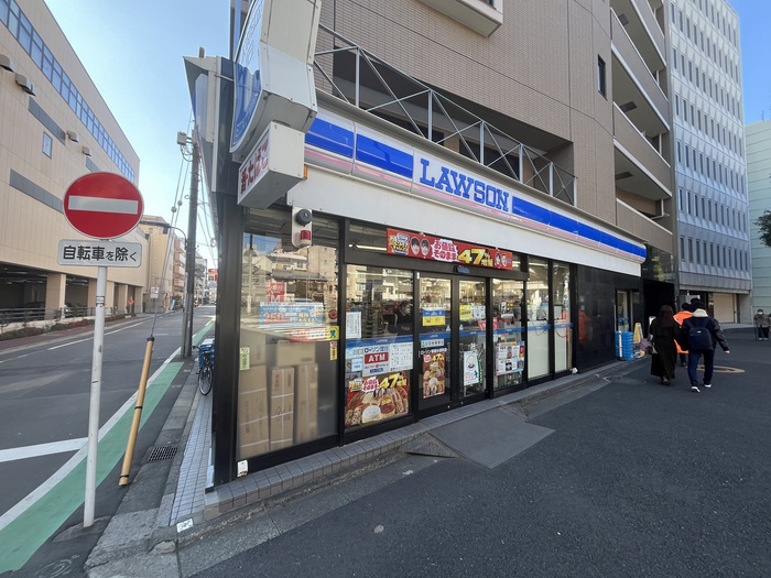 コンビニ　ローソン（コンビニ）まで230m