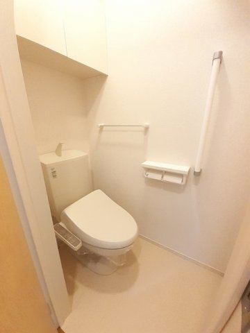 トイレ　コンパクトで使いやすいトイレです