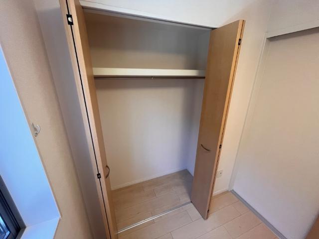 収納　洋室クローゼット