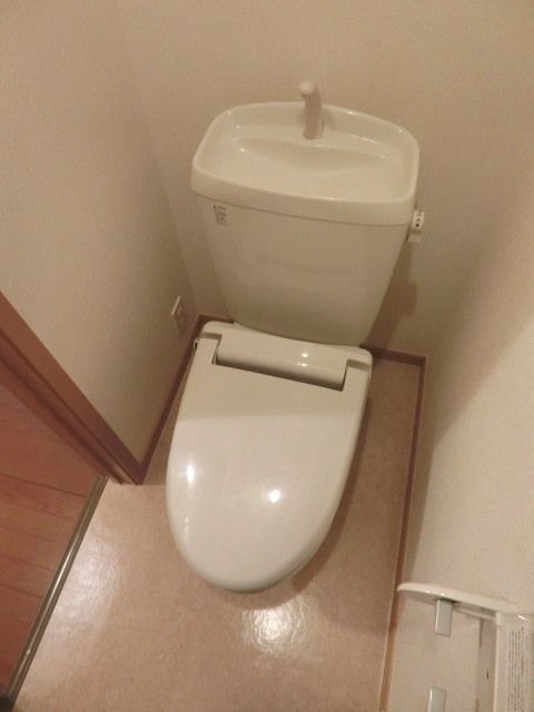 トイレ　清潔感のあるトイレ