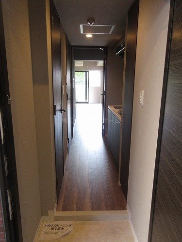玄関　※別号室参考写真