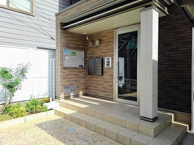 エントランス　建物の内部です