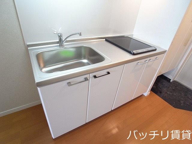 キッチン　※同型タイプの為、現状を優先いたします