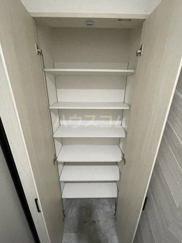 収納