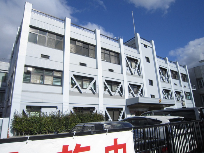 警察署・交番　大阪府池田警察署（警察署・交番）まで23m