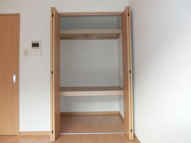 収納　クローゼット