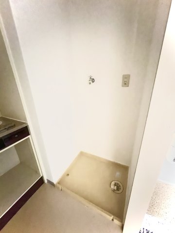 その他設備　洗濯機室内に置けます
