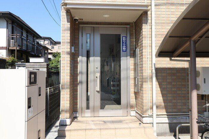 エントランス　エントランス