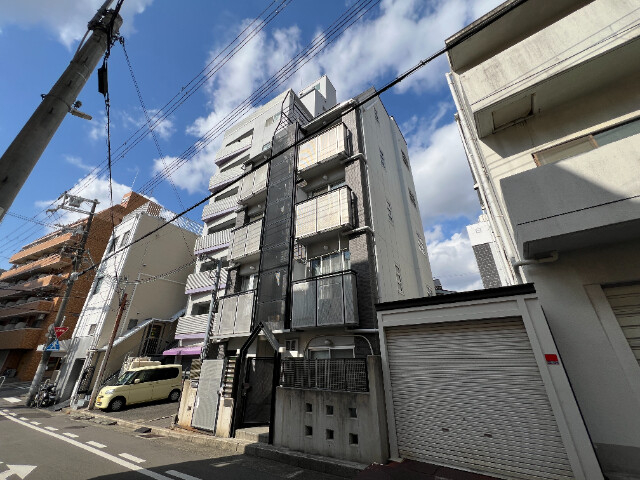 建物外観　デザイン性に優れたマンション