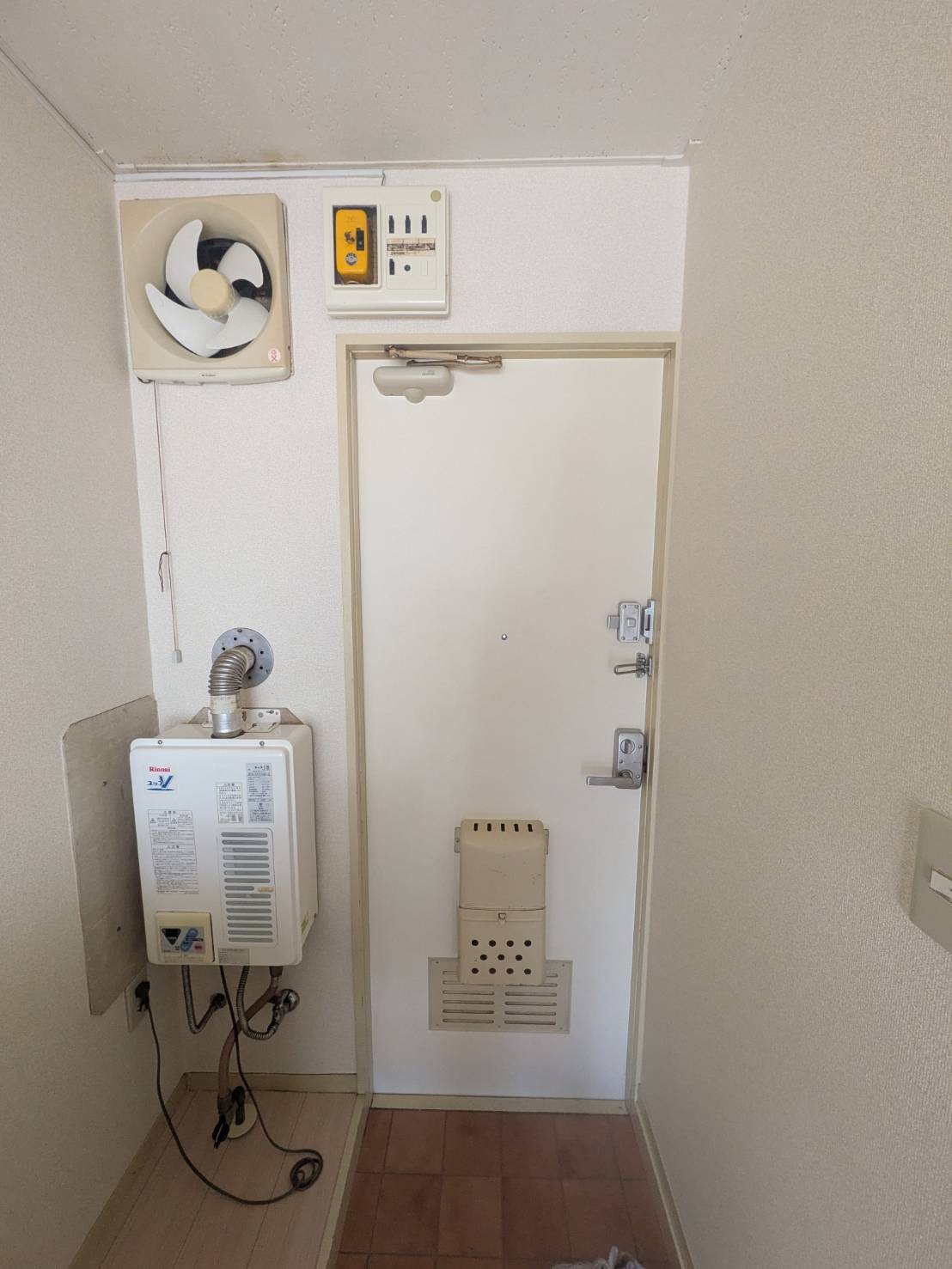 玄関　玄関