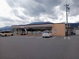 コンビニ　セブンイレブン 白根町西野店（コンビニ）まで622m