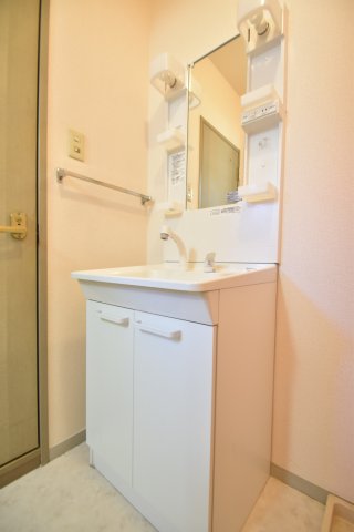洗面設備　※参考写真