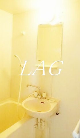 洗面設備　洗面台です。