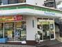 コンビニ　ファミリーマート 梅ケ丘店（コンビニ）まで16m
