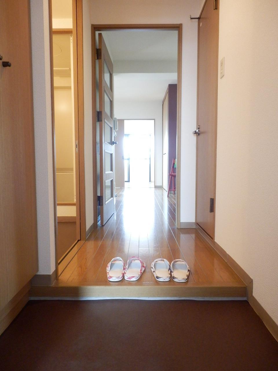 玄関　明るい玄関です