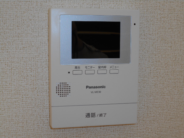 セキュリティ　カラーＴＶモニター付インターホン完備