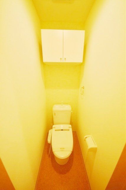 トイレ　★収納があるトイレです★