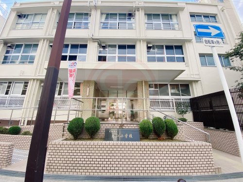 小学校　大阪市立片江小学校（小学校）まで466m