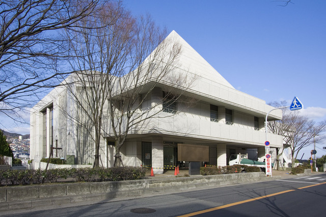 図書館　箕面市立東図書館（図書館）まで117m