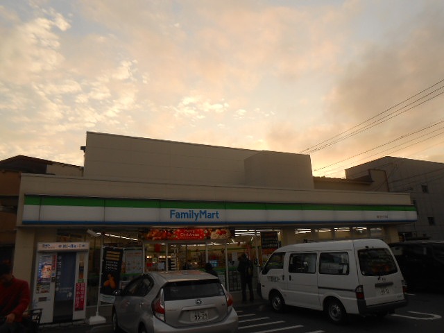 コンビニ　ファミリーマート　南千住一丁目店（コンビニ）まで995m