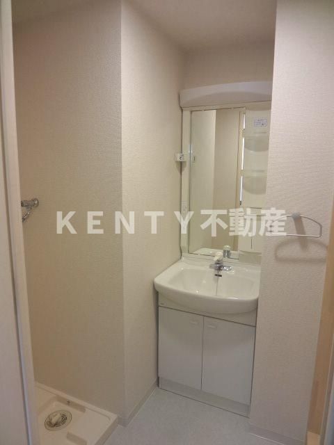 洗面設備　使いやすい洗面所です