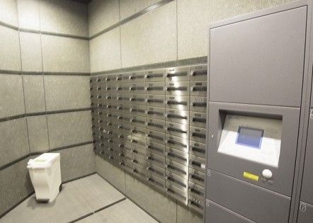 その他共有部分　宅配ボックスもあります♪