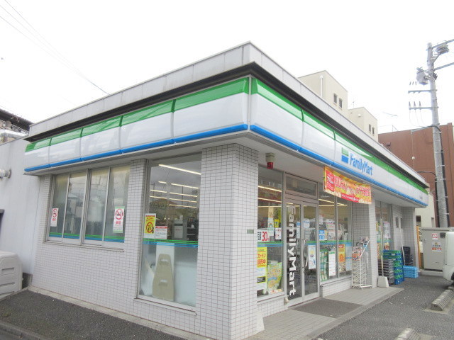 コンビニ　ファミリーマート千住あずま店（コンビニ）まで190m