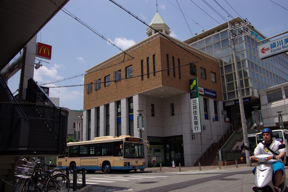 銀行　三井住友銀行 甲東支店（銀行）まで387m
